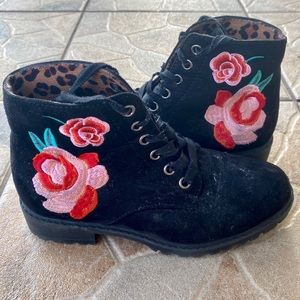 Steve madden rose combat boots girls
